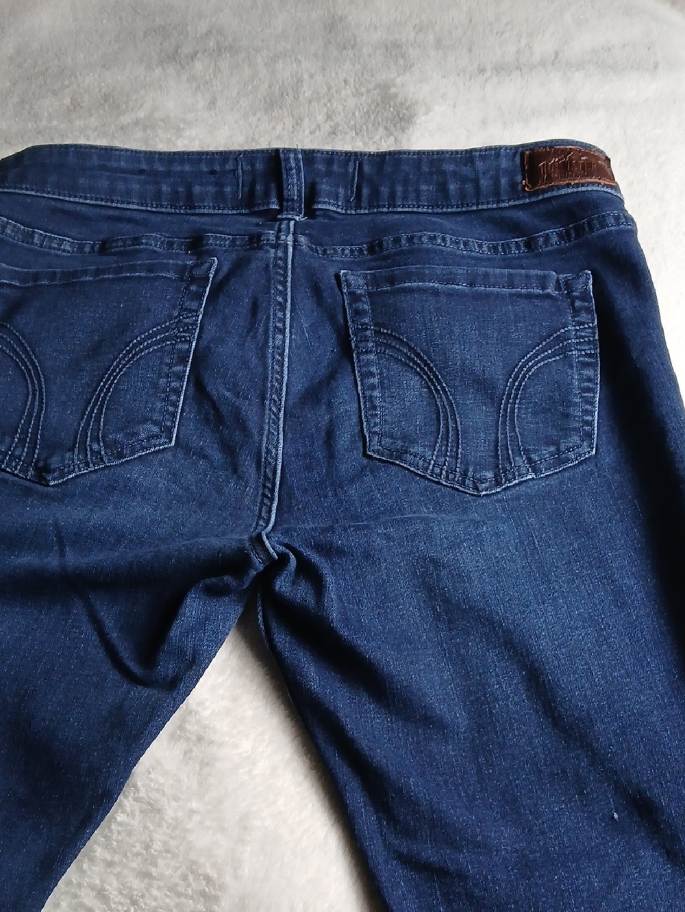 Hollister Deep Blue Women's Skinny Jeans - Picture 4 of 6